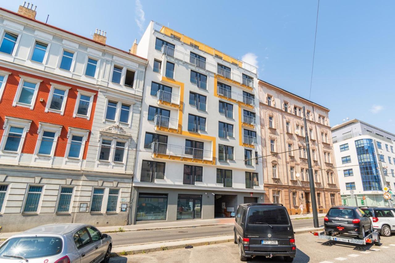 Brand New Studio Apartment #21 With Free Secure Parking In The Center Prag Exterior foto